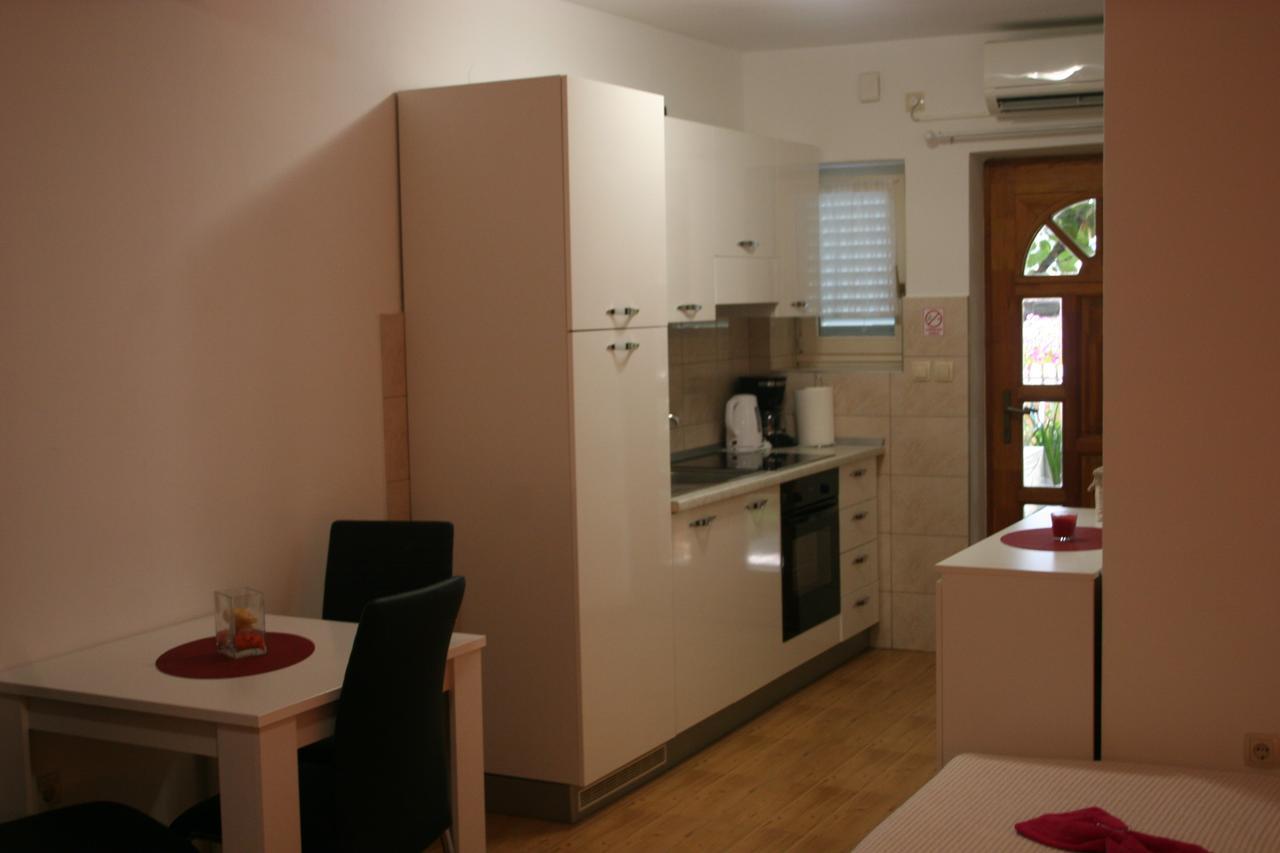 Apartments Tomislav Poljica  Exterior foto
